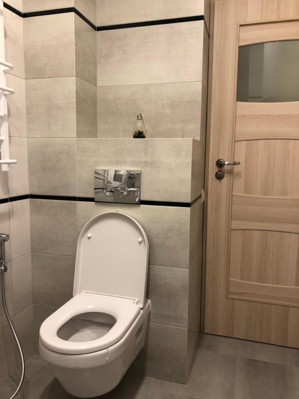 Comfort Apartment On Bogdanivska Street 7B كييف المظهر الخارجي الصورة
