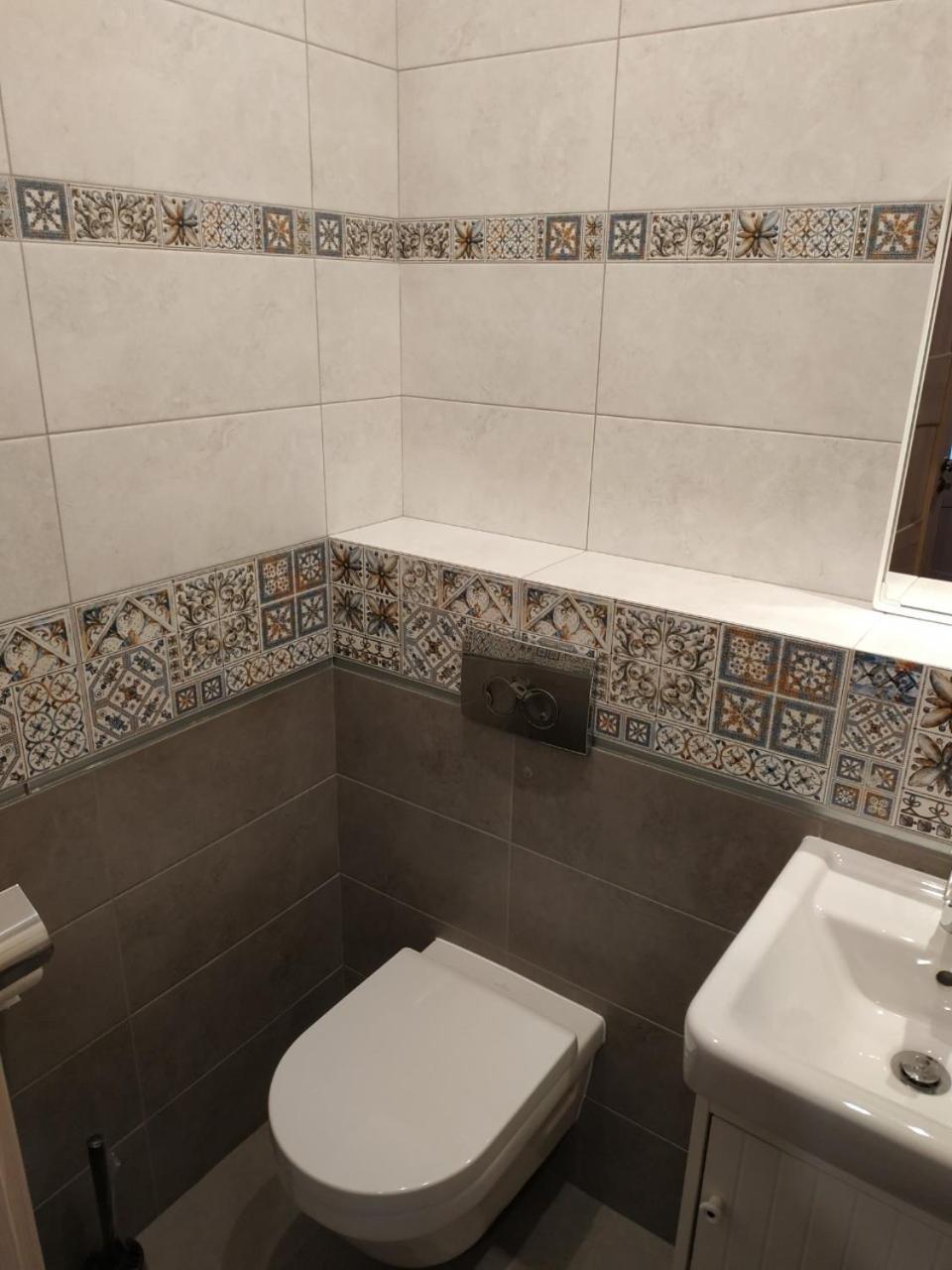 Comfort Apartment On Bogdanivska Street 7B كييف المظهر الخارجي الصورة