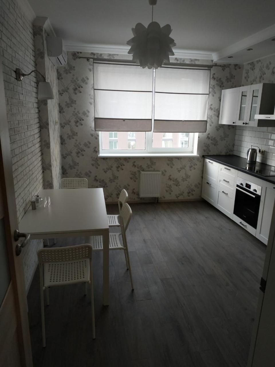 Comfort Apartment On Bogdanivska Street 7B كييف المظهر الخارجي الصورة